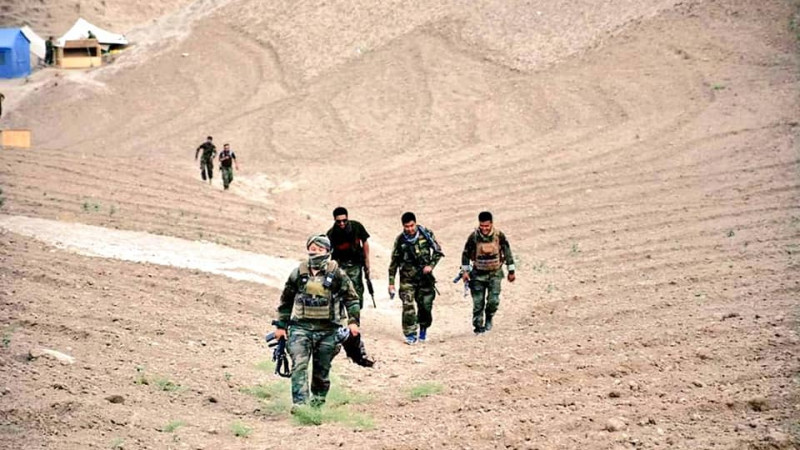 گزارش-سرباز-در-محاصرۀ-طالبان-جنجال-برانگیز-شد