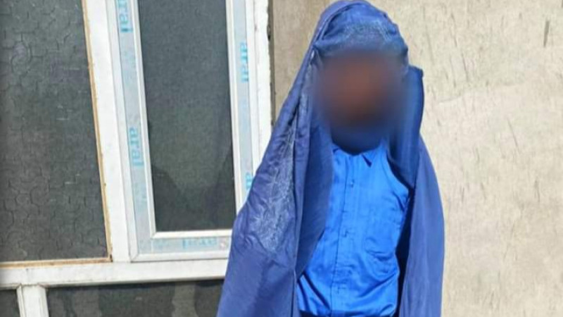 بازداشت-یک-دزد-حرفوی-با-پوشش-زنانه-در-کابل