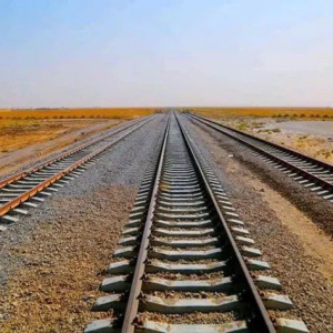 برای-نخستین-بار-تیل-دیزل-از-مسیر-خط-آهن-خواف–هرات-وارد-افغانستان-شد