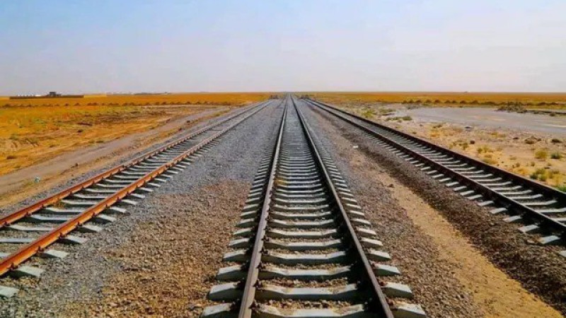 برای-نخستین-بار-تیل-دیزل-از-مسیر-خط-آهن-خواف–هرات-وارد-افغانستان-شد