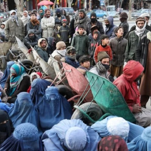 افغانها-در-معرض-بیماری-و-فقر-قرار-دارند