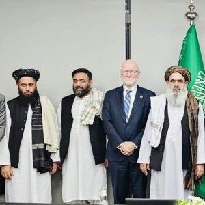 دیدار-وزیر-صحت-عامه-با-مقامات-سازمان-صحی-جهان-و-بنیاد-گیتس