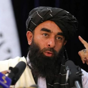 مجاهد-وزارت-امور-زنان-سمبولیک-بود