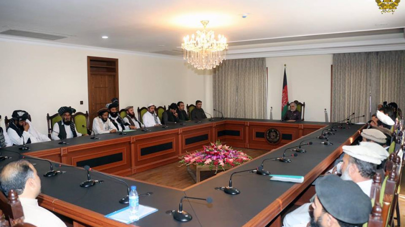 حکومت-به-مشکلات-مردم-رسیدگی-میکند