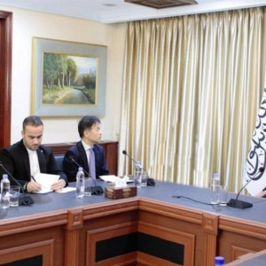 سفیر-جاپان-در-کابل-با-سرپرست-وزارت-مهاجران-دیدار-کرد