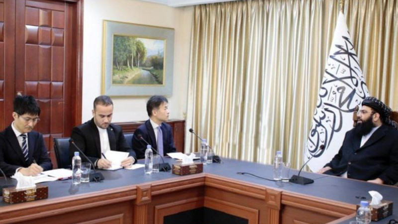 سفیر-جاپان-در-کابل-با-سرپرست-وزارت-مهاجران-دیدار-کرد