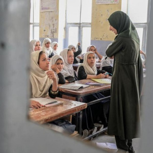 یونیسف-معاش-دو-ماه-آموزگاران-را-میپردازد