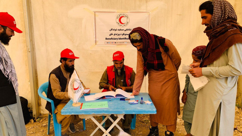 ۳۷-۵-میلیون-افغانی-کمک-نقدی-در-پکتیکا-به-نیازمندان-توزیع-شد