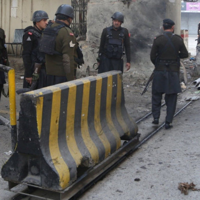 حمله-مسلحانه-به-پیشاور-پاکستان-۳-کشته-برجا-گذاشت