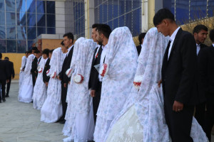 کابل؛ مراسم عروسی دسته جمعی ۳۱ زوج برگزار شد