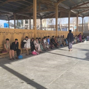 دهها-مهاجر-افغان-از-زندانهای-پاکستان-رها-شدند