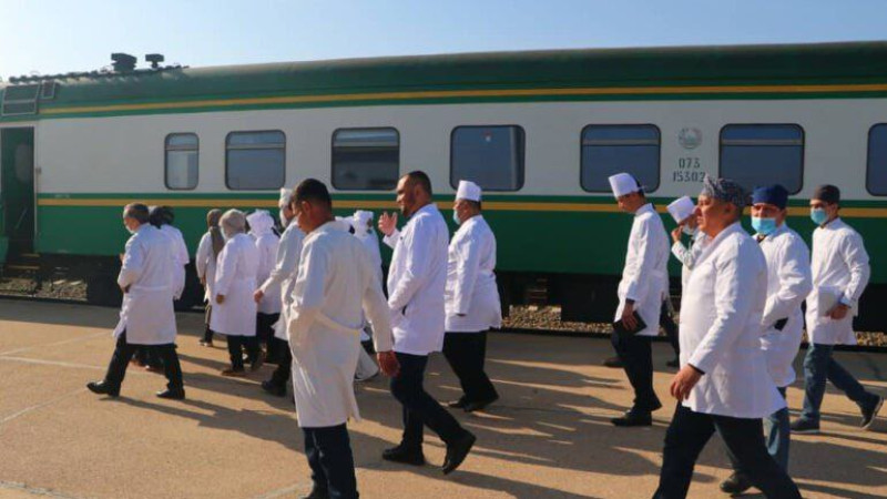 داکتران-ازبیکستانی-برای-ارائه-خدمات-صحی-وارد-بلخ-شدند