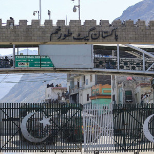 مسیر-تورخم-به-روی-مهاجران-افغان-بازگشایی-میشود