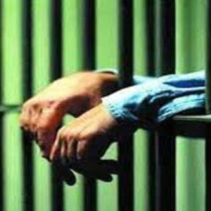 رئیس-جمهور-به-مناسبت-روز-زن؛-قاچاقچی-مواد-مخدر-را-آزاد-کرد