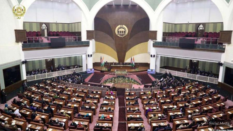 زهرا-خاوری-قربانی-نادانی-استاد-کهن-فکرش-شد