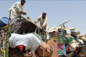 بیش از ۱۰۰ خانواده افغان از پاکستان اخراج شدند