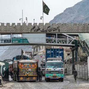 پاکستان-بازار-خود-در-افغانستان-را-از-دست-می‌دهد
