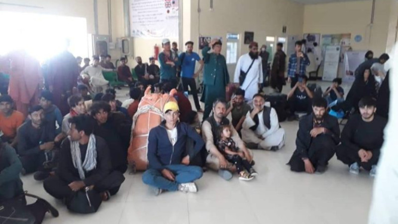 بیش-از-۴-هزار-مهاجر-از-ایران-به-کشور-بازگشتهاند