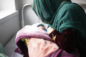 سوءتغذیه در میان زنان افغان ۴۹ درصد افزایش یافته است