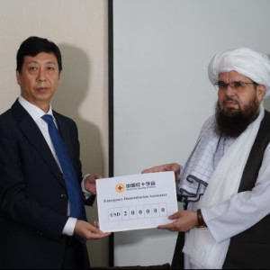 صلیب-سرخ-چین-۲۰۰-هزار-دالر-به-زلزلهزدگان-کنر-کمک-کرد