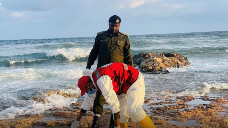 مرگ-۱۸-مهاجر-در-پی-واژگونشدن-قایق-در-سواحل-غربی-لیبیا