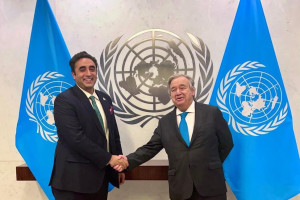 گفتگوی وزیر خارجه پاکستان و دبیر کل سازمان ملل در مورد افغانستان