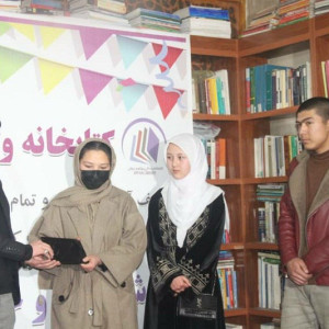رقابت-کتابخوانی-در-کابل؛-بیشتر-برندگان-دختران-هستند