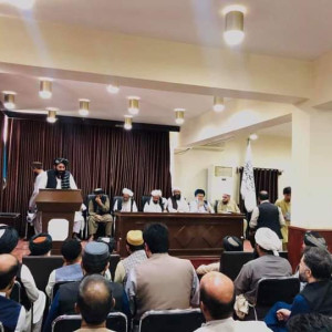 کارمندان-ذکور-وزارت-معارف-به-وظایف-شان-برگردند