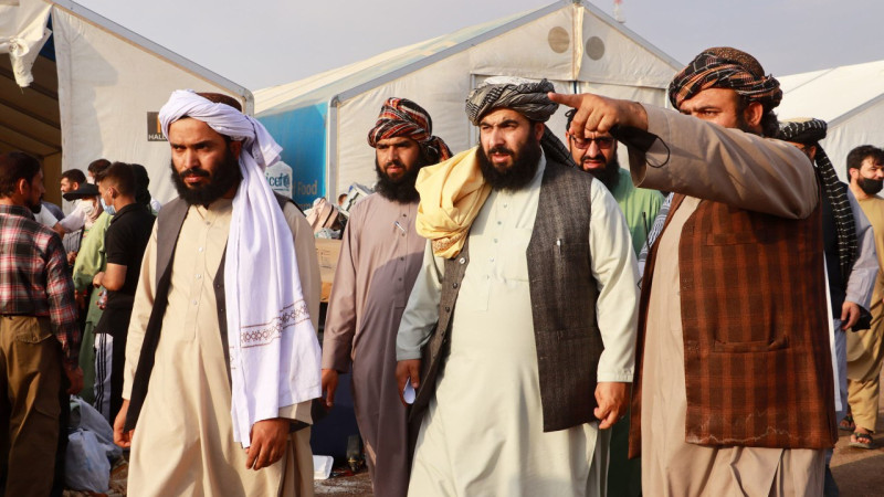 اختصاص-یک-نیم-میلیارد-افغانی-بودجه-جدید-برای-ارایه-خدمات-به-مهاجران