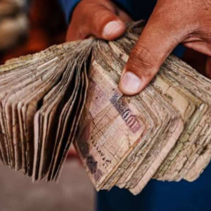 بانک-مرکزی- از-جمعآوری-۸-میلیارد-افغانی-پول-فرسوده-خبر-داد