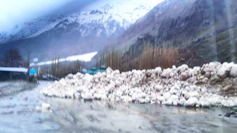 برفکوچ-راههای-مواصلاتی-دروازهای-بدخشان-را-مسدود-کرد