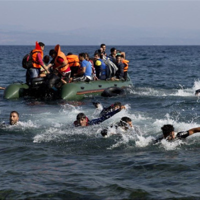 کشف-دستکم-۱۵-جسد-مهاجران-در-سواحل-جنوب-ایتالیا