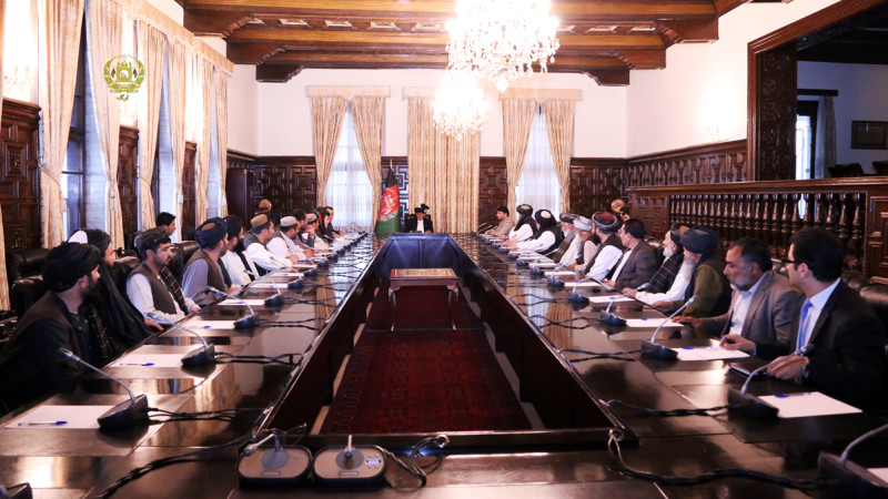 مردم-برای-ثبات-و-پیشرفت-کشور-با-حکومت-همکار-شوند-مسئولین-که-در-تأمین-امنیت-کوتاهی-کردند-مجازات-میشوند