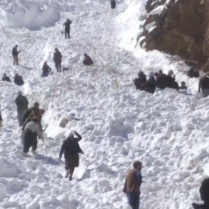 شش-تن-در-نتیجه-برفکوچها-در-پنجشیر-جان-باختند