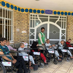 توزیع-ویلچر-برای-کودکان-دارای-معلولیت-در-هرات