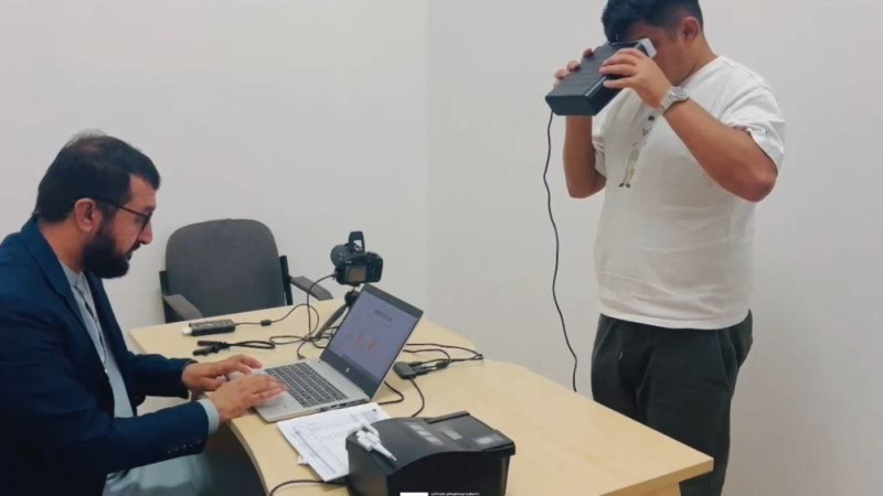 سه-هزار-۵۰۰-تذکره-الکترونکی-به-افغانهای-مقیم-امارات-توزیع-شد