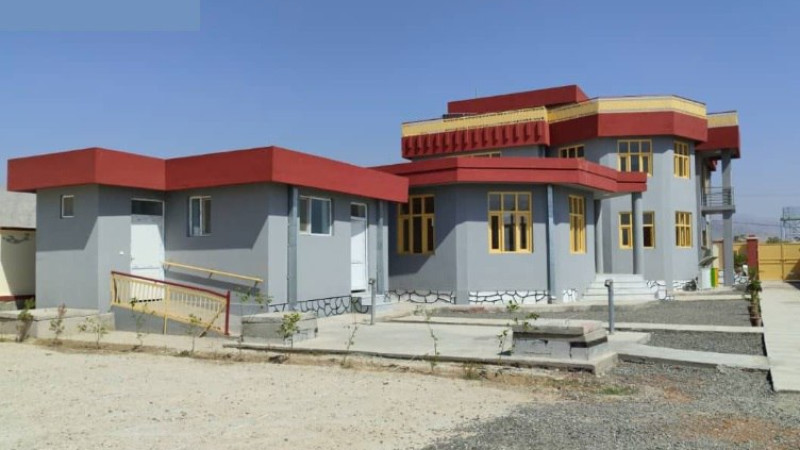 مرکز-اجتماعی-برای-آوارگان-در-لغمان-ساخته-شد