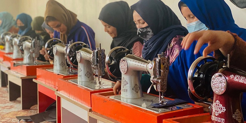 برنامه جهانی غذا برای زنان افغان زمینه کار فراهم می‌کند