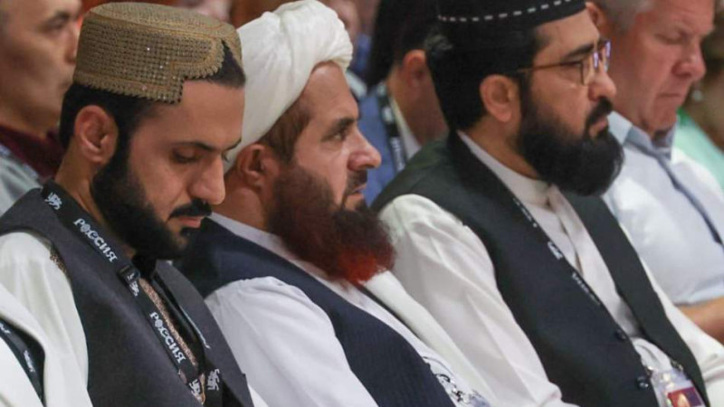 اشتراک-سفیر-ا-ا-در-مسکو،-در-هفتمین-کنگره-فضایی-اوراسیا